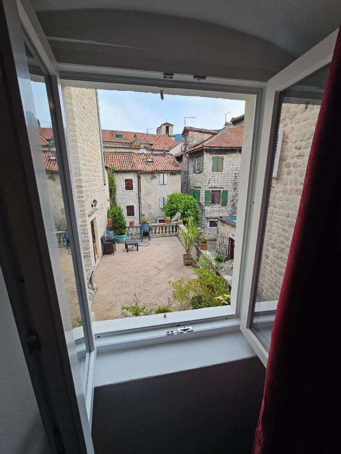 Apartment Ana Paola Kotor Buitenkant foto