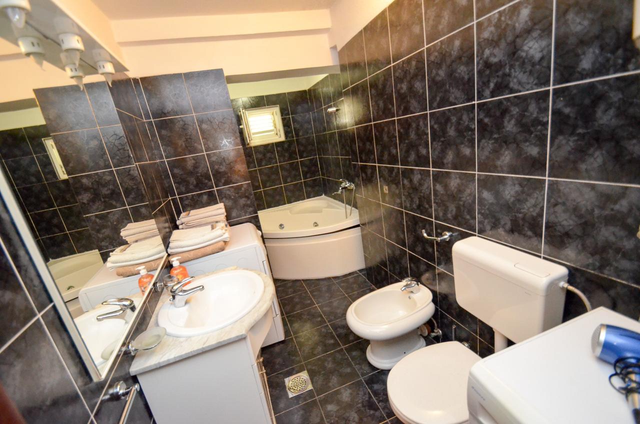 Apartment Ana Paola Kotor Buitenkant foto
