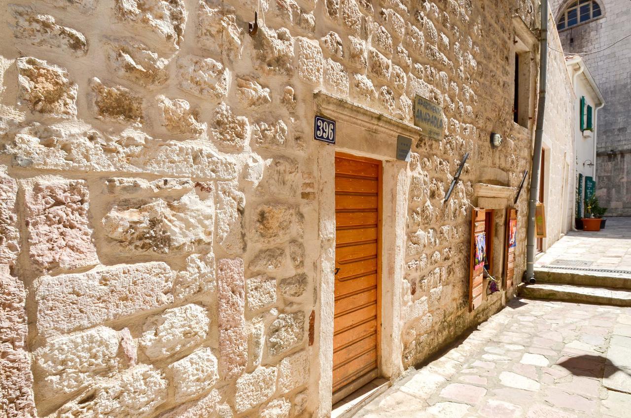 Apartment Ana Paola Kotor Buitenkant foto